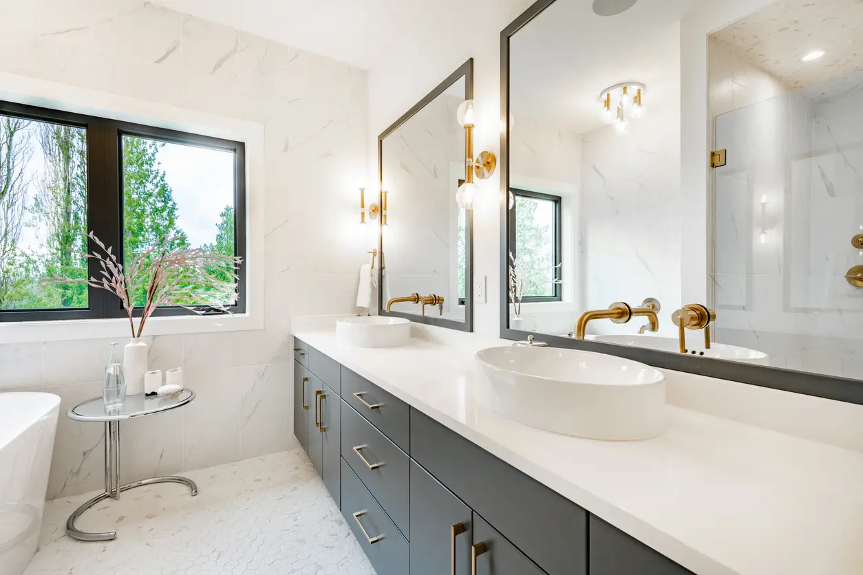 Finished high end bathroom 1